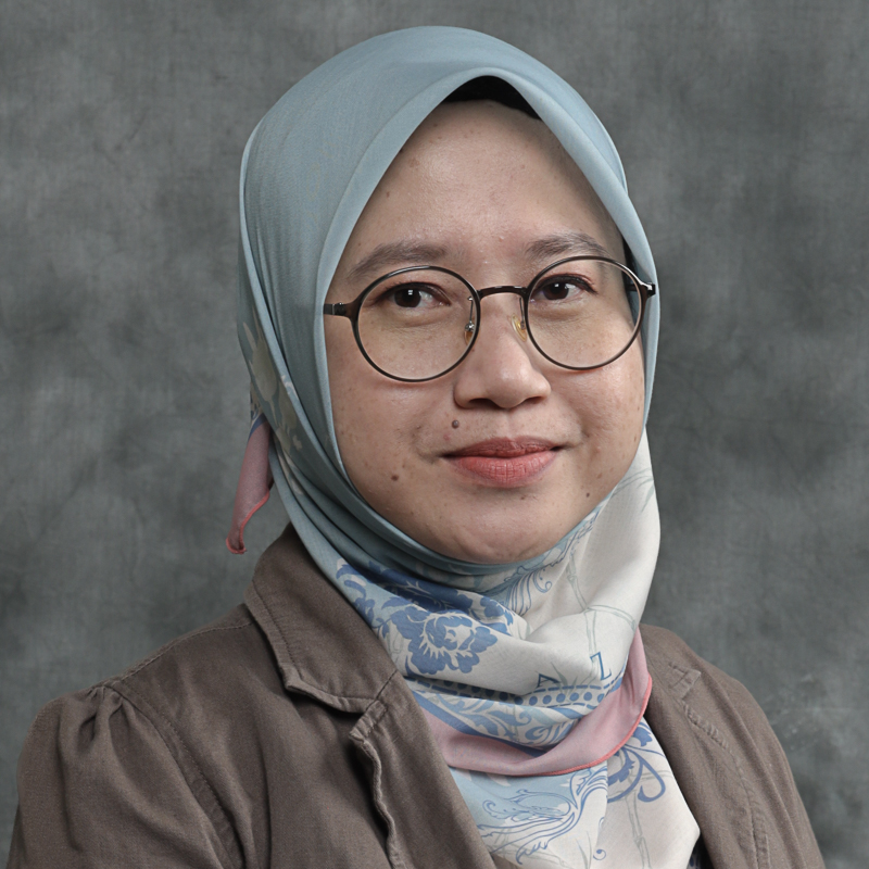 Associate Professor Ts Dr Suriati Khartini binti Jali